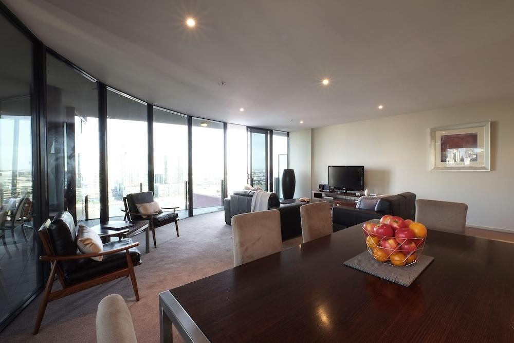 Acd Apartments Melbourne Exterior photo