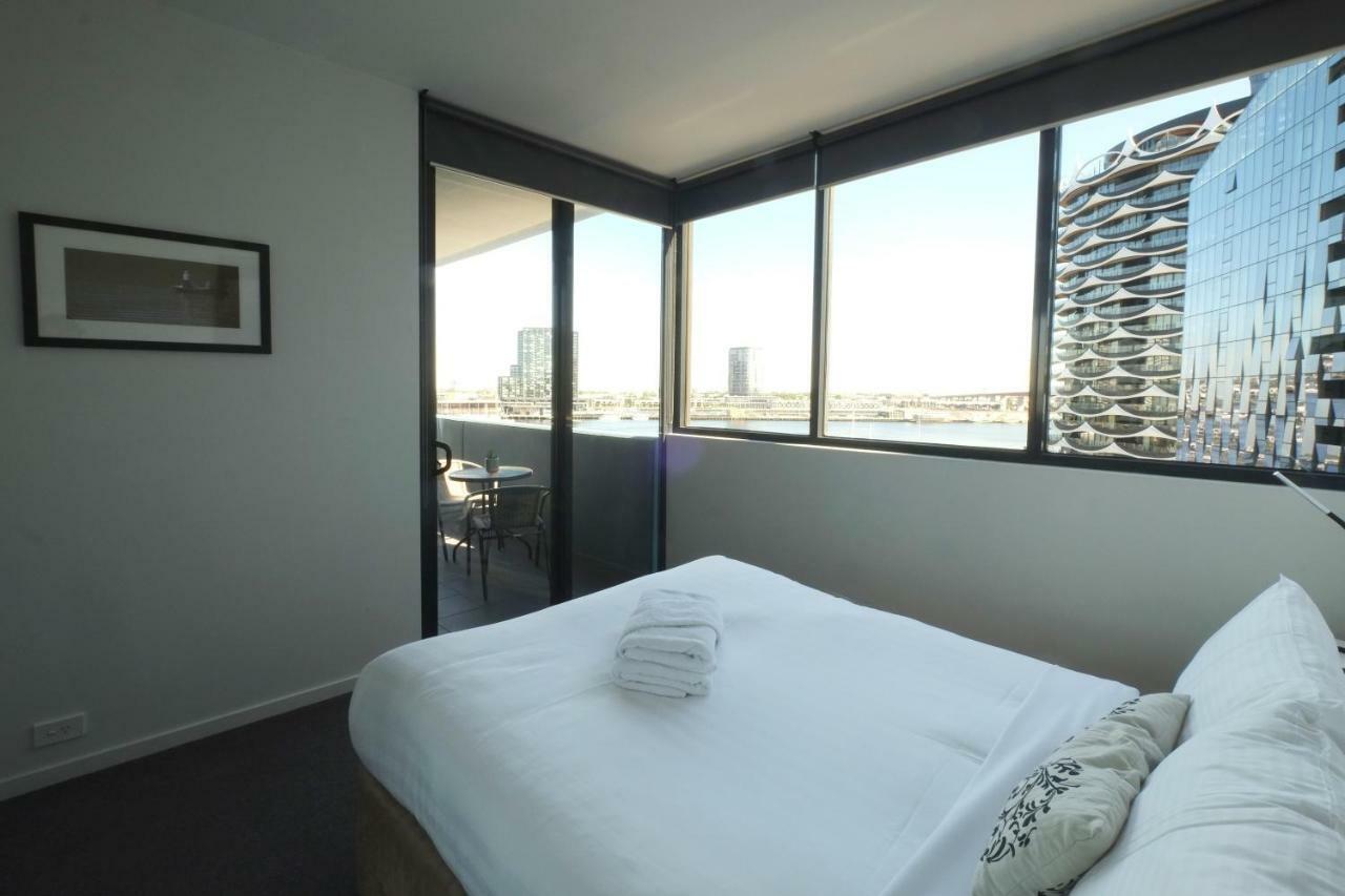Acd Apartments Melbourne Exterior photo